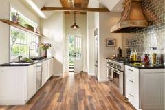 modern-farm-house-kitchen-laminate-flooring